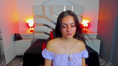 Snapshot of madisoncarzon chatting on September 18, 8:40 pm Madison Carzon online show from September 18, 8:40 pm