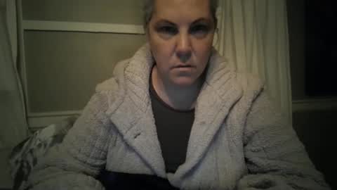Snapshot of madisonfelicia chatting on October 15, 2:25 am Madison online show from October 15, 2:25 am