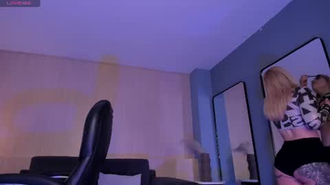 Madison Kane online show from June 14, 11:10 am