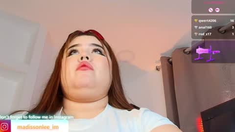 madissonlee__ online show from June 14, 3:41 am