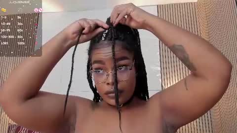 Madisson Lopez online show from June 28, 9:32 pm