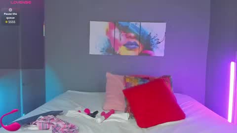 Madi online show from June 10, 5:22 pm