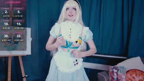 Alice online show from November 12, 1:42 pm