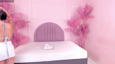 Snapshot of madyscarlett chatting on October 4, 11:38 am madyscarlett online show from October 4, 11:38 am