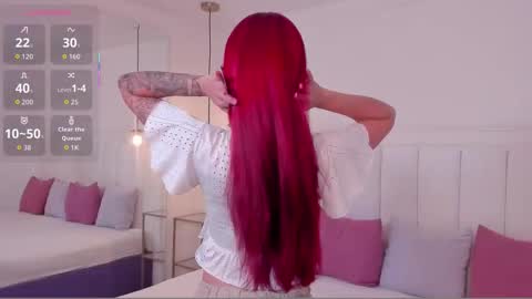 Mae Lyra online show from February 2, 9:47 pm