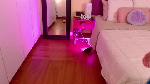 Mafer Flor online show from November 20, 8:10 pm