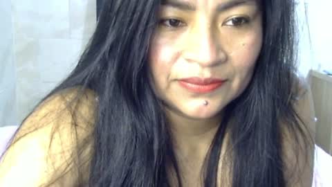 maferchavez88 online show from July 13, 7:36 pm