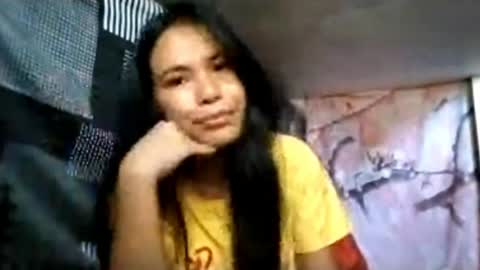 Ella online show from May 16, 2:03 am