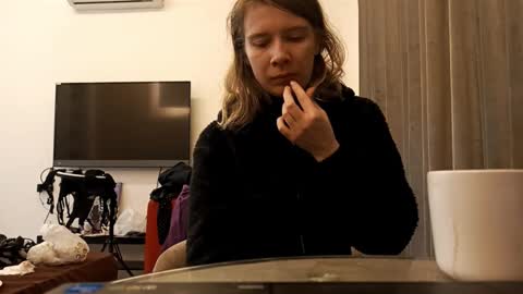 Margaret online show from December 15, 4:34 pm