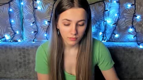 Maggie online show from February 9, 1:12 am