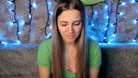 Maggie online show from December 20, 4:09 am