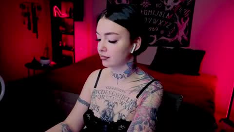 Magic Allie online show from April 30, 8:57 pm