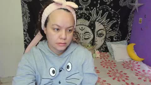Claire online show from July 17, 11:36 am