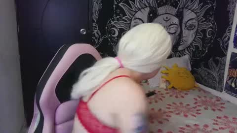 Claire online show from June 26, 11:44 am