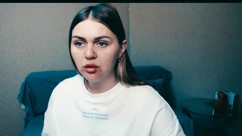 magic_katarina_ online show from October 28, 2:45 pm