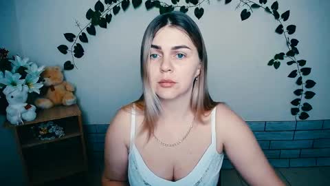 Snapshot of magic_katarina_ chatting on February 7, 6:45 am magic_katarina_ online show from February 7, 6:45 am