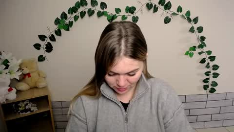 Snapshot of magic_katarina_ chatting on January 7, 8:03 am magic_katarina_ online show from January 7, 8:03 am