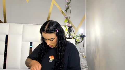 Marge online show from December 12, 8:43 pm