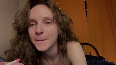 Mikky or Moon online show from December 3, 6:43 pm