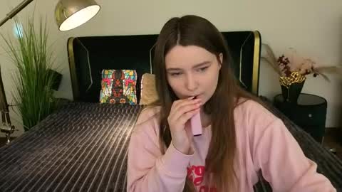 Emily online show from May 4, 5:44 am