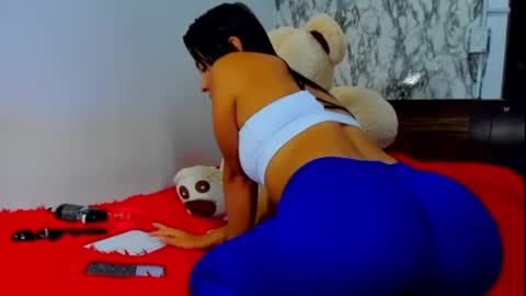 Maia Bronce online show from June 9, 4:39 pm