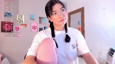 Maia online show from August 1, 12:29 pm