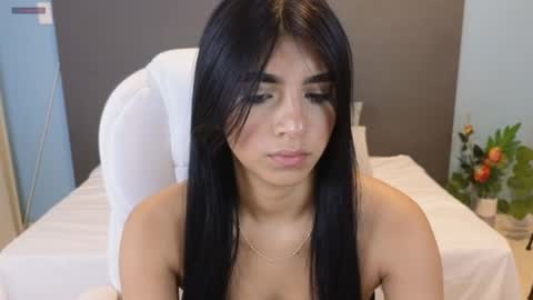 Snapshot of maiaa_ruiz chatting on December 12, 1:17 pm Maiaa Ruiz online show from December 12, 1:17 pm