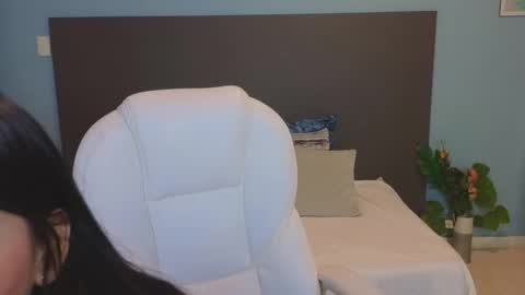 Snapshot of maiaa_ruiz chatting on February 12, 1:38 pm Maiaa Ruiz online show from February 12, 1:38 pm