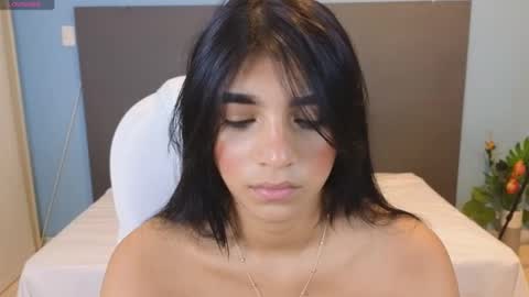 Snapshot of maiaa_ruiz chatting on December 21, 1:42 pm Maiaa Ruiz online show from December 21, 1:42 pm