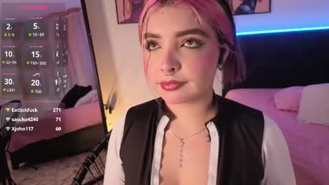Maia   online show from August 1, 9:28 pm