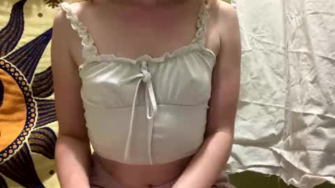 maidenoftheknight online show from May 23, 5:39 am