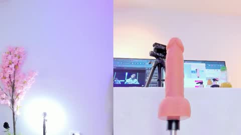 Maily  online show from January 7, 8:01 pm