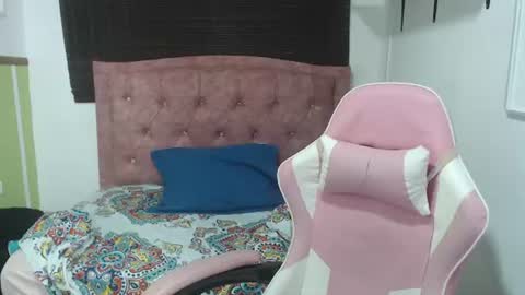 MAIRA online show from June 11, 12:32 am