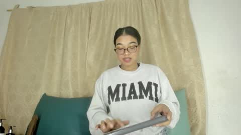    online show from November 14, 6:13 am