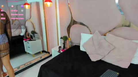 maiyajoness online show from January 10, 5:01 am