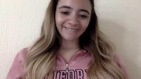 majo_gomezz online show from June 20, 12:03 am