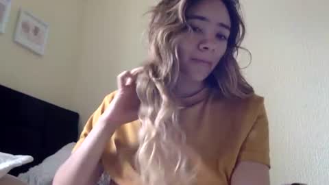 majo_gomezz online show from July 11, 7:03 pm