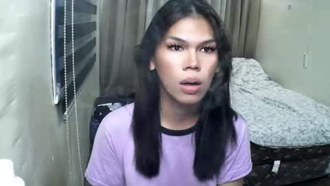 SWEET KEANA online show from November 5, 9:25 am