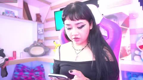 Maki online show from April 18, 12:35 am