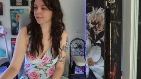 Snapshot of makiyahbelle2 chatting on January 3, 10:19 pm MakiyahBelle online show from January 3, 10:19 pm
