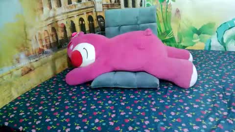 mako8386 online show from March 15, 10:17 am