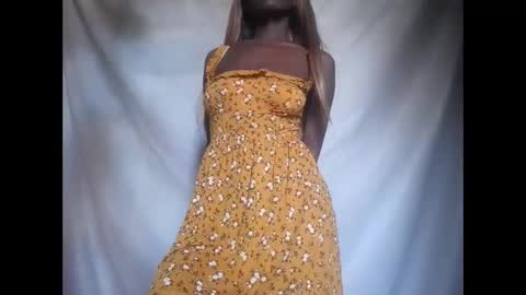 Mina online show from April 15, 1:33 pm