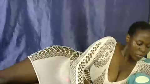 malaika_musa online show from April 26, 1:53 pm