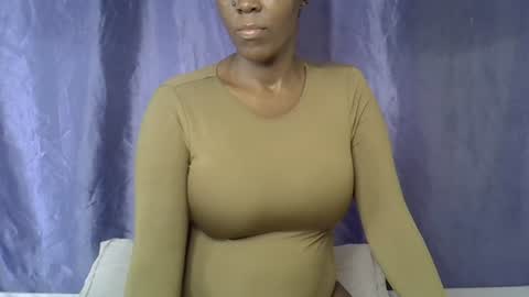 malaika_musa online show from July 20, 10:39 am