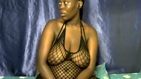 malaika_musa online show from July 12, 6:36 am