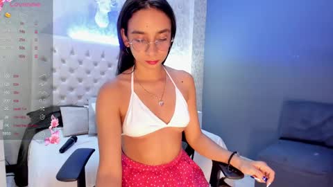 Snapshot of malejasaenz chatting on February 17, 1:44 pm Alejandra Take domi control in 100 tkns 5 min. Dont miss my moans online show from February 17, 1:44 pm