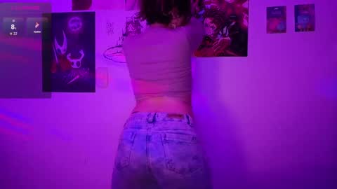 Mar  Alicia     Rosie  v A L I C I A W I T C -  Meg Cherie online show from May 13, 4:29 am