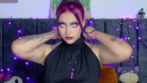 maliciaxpoison online show from July 9, 3:20 am