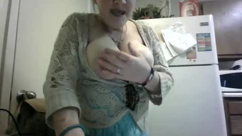 malinda702 online show from March 3, 11:12 pm