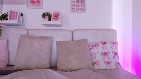 Malka online show from February 15, 6:07 pm